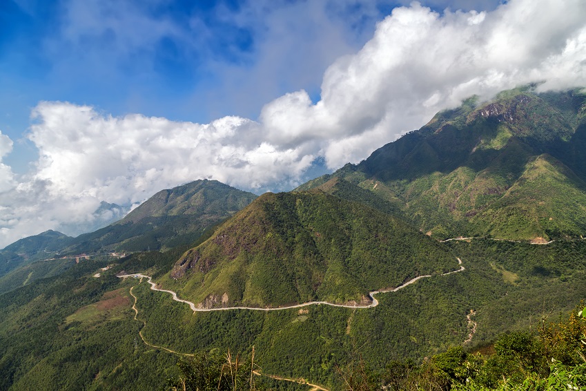 Tram Ton Pass is about 15km from Sapa
