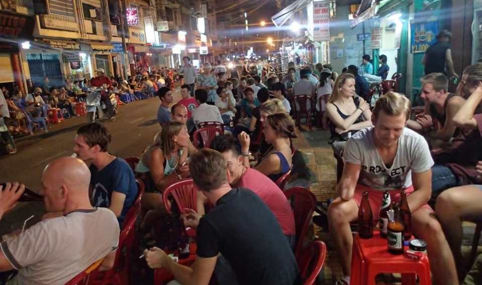 Cheap and Delicious Beer in Saigon