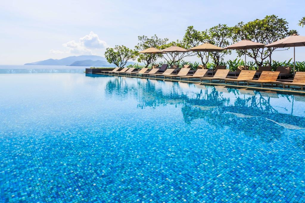 Sheraton Nha Trang Hotel & Spa - Pool