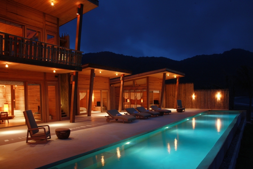 Six Senses Resort Con Dao Island - 4-bedroom villa at night