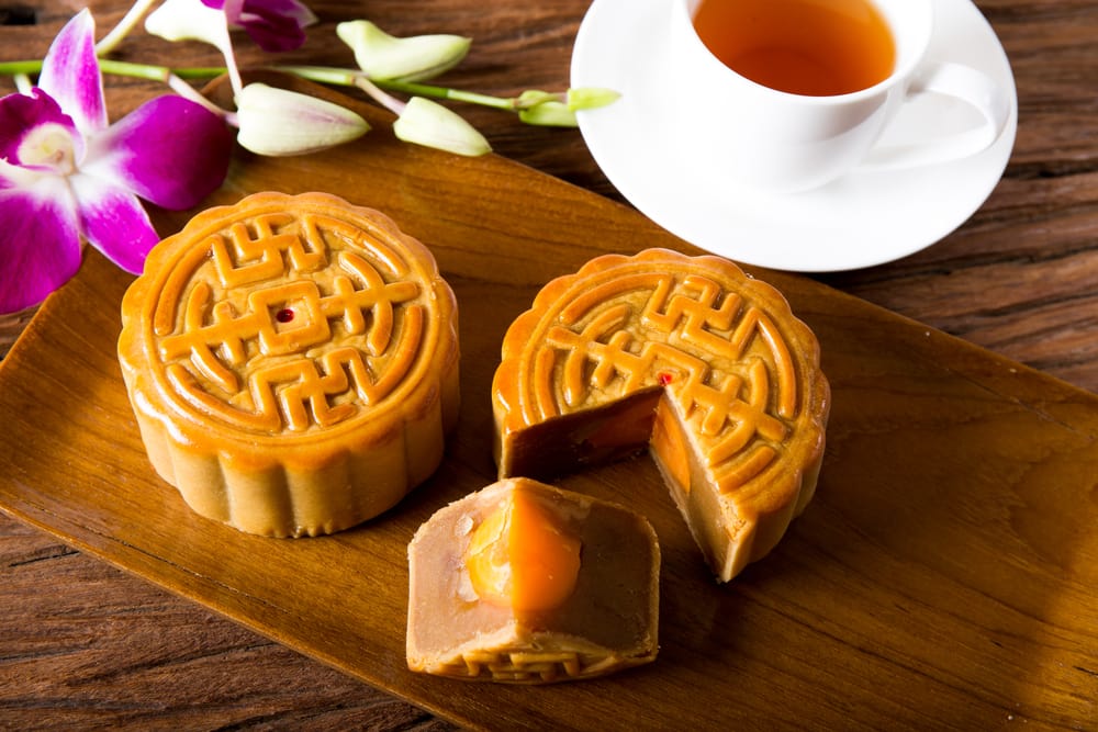 Enjoy your Moon cake for Mid-Autumn Festival