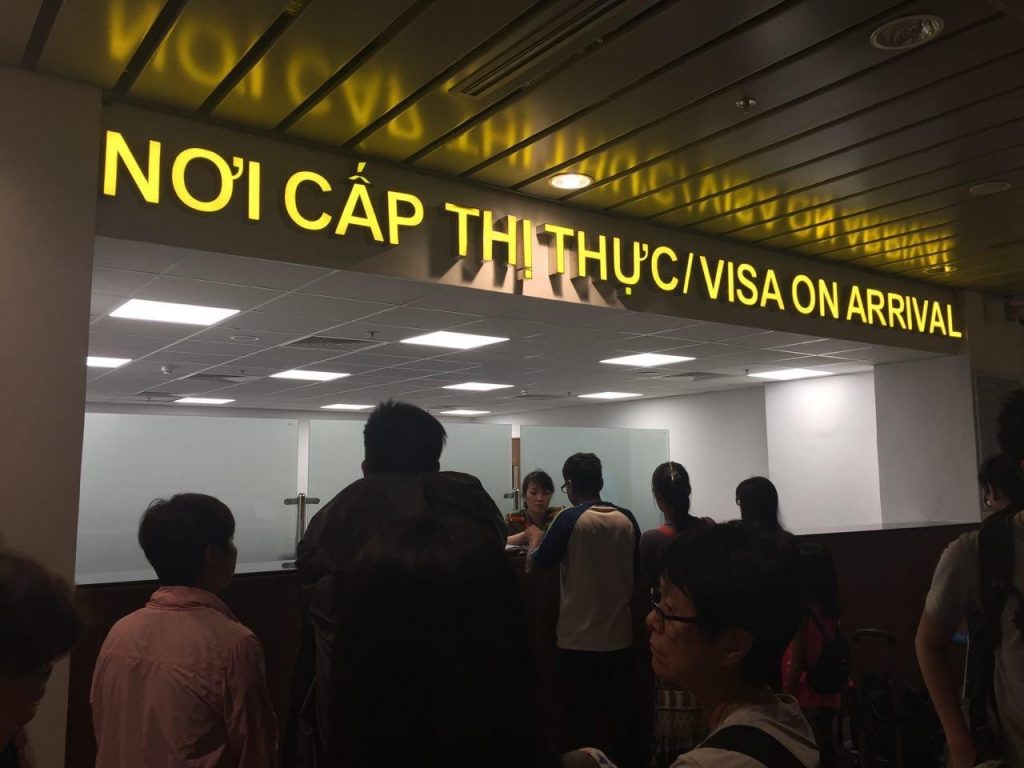 Tourist pick up visa on arrival at Da Nang Int'l Airport, Vietnam